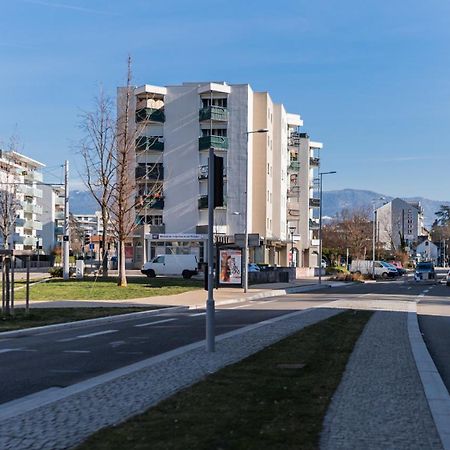 Lac-Montagne-Leman-Geneva, Garage, Tram Annemasse Exterior foto